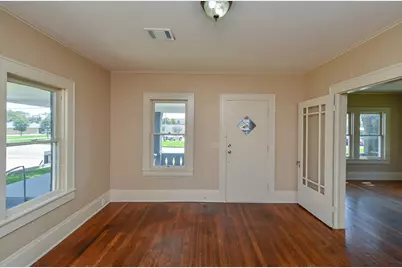 404 W Main Street, Bellville, TX 77418 - Photo 18