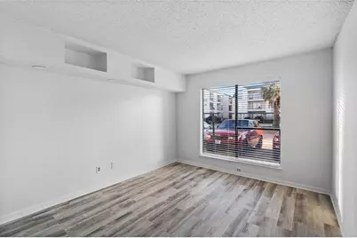 2830 S Bartell Drive #9, Houston, TX 77054 - Photo 2