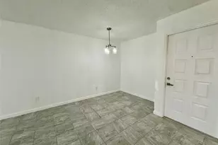 2830 S Bartell Dr, Houston, TX 77054 - Photo 6