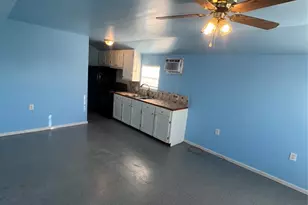 323 17th St, San Leon, TX 77539 - Photo 12