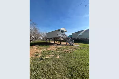 323 17th Street, San Leon, TX 77539 - Photo 2
