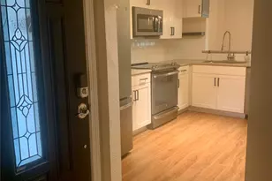 5005 Georgi Ln, Houston, TX 77092 - Photo 4