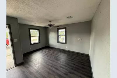 9045 Jutland Road, Houston, TX 77033 - Photo 2