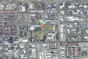 9001 Pagewood Ln, Houston, TX 77063 - Photo 6