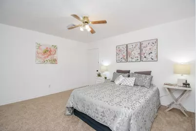 5542 Holly Street #207, Houston, TX 77081 - Photo 22