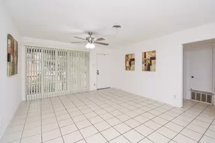 5542 Holly St, Houston, TX 77081 - Photo 6
