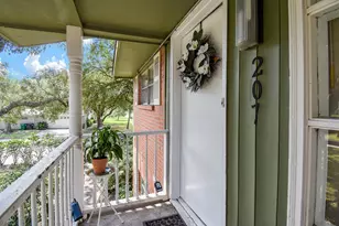 5542 Holly St, Houston, TX 77081 - Photo 1