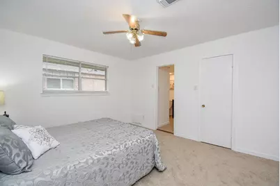 5542 Holly Street #207, Houston, TX 77081 - Photo 20