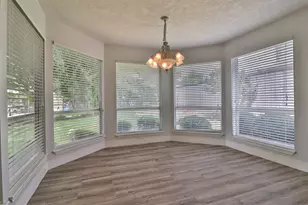 10910 Scenic Dr, Montgomery, TX 77356 - Photo 24