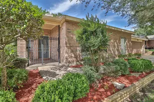 10910 Scenic Dr, Montgomery, TX 77356 - Photo 4