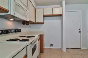 10910 Scenic Dr, Montgomery, TX 77356 - Photo 20