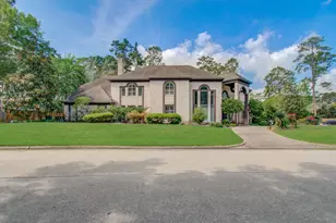 1703 Brookside Pine Ln, Houston, TX 77345 - Photo 2