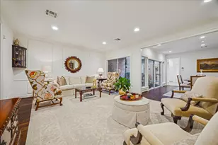 9452 Briar Forest Dr, Houston, TX 77063 - Photo 10