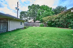 5506 Dumfries Dr, Houston, TX 77096 - Photo 18