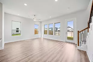 13449 Sun Cay Dr, Houston, TX 77047 - Photo 8