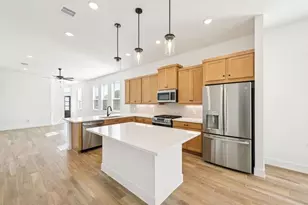 12802 Meadow Wind Wy, Conroe, TX 77302 - Photo 4