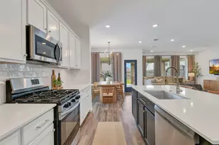 2001 Penwern Aly Ln, League City, TX 77573 - Photo 14