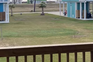 18307 Warrior Rd, Galveston, TX 77554 - Photo 12