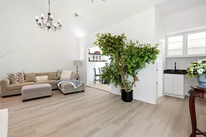 9407 Denbury Way, Houston, TX 77025 - Photo 10