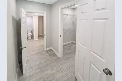 121 Wisteria Street, Lake Jackson, TX 77566 - Photo 10