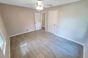 121 Wisteria St, Lake Jackson, TX 77566 - Photo 16