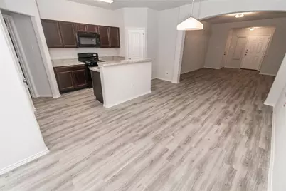 8814 J C Oaks Circle, Houston, TX 77028 - Photo 4