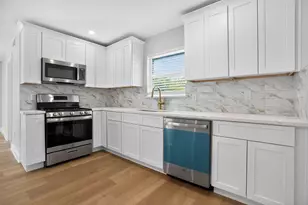 3302 Ann Arbor Dr, Houston, TX 77063 - Photo 12