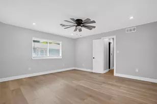 3302 Ann Arbor Dr, Houston, TX 77063 - Photo 38