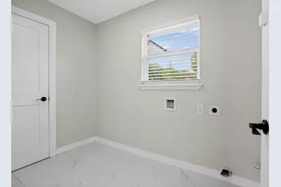 3302 Ann Arbor Drive, Houston, TX 77063 - Photo 32