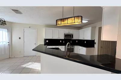 106 Crimson Bay Drive, League City, TX 77573 - Photo 12