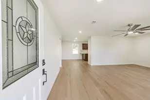 320 S Jamison St, La Porte, TX 77571 - Photo 6