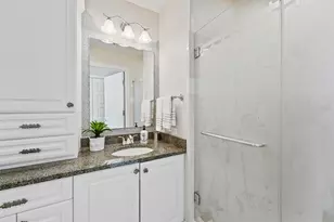 801 E Beach Dr, Galveston, TX 77550 - Photo 30