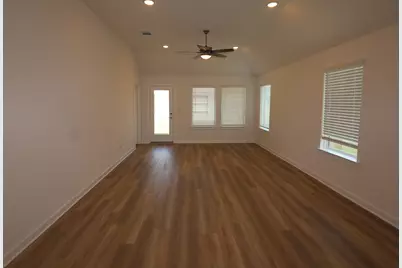 507 Flower Reed Court, Magnolia, TX 77354 - Photo 4