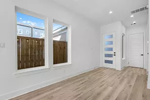 3036 McGowen St, Houston, TX 77004 - Photo 8