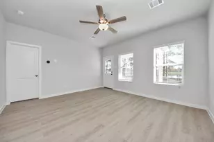 473 Shoreview Dr, Conroe, TX 77303 - Photo 30