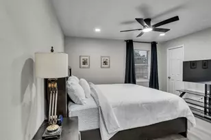 705 Littlewood St, Baytown, TX 77521 - Photo 16