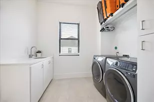 1306 Willard St, Houston, TX 77006 - Photo 20