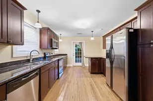 1112 Robbie St, Houston, TX 77009 - Photo 16