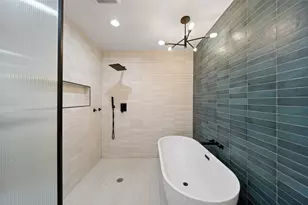 815 W 41st St, Houston, TX 77018 - Photo 18