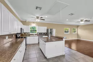 29015 Commons Oaks Dr, Huffman, TX 77336 - Photo 26