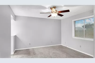 830 S 6th Street, La Porte, TX 77571 - Photo 8