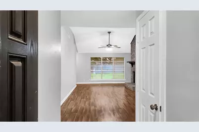 830 S 6th Street, La Porte, TX 77571 - Photo 28