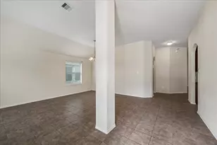 11922 Green Colling Park Dr, Houston, TX 77047 - Photo 10