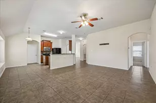 11922 Green Colling Park Dr, Houston, TX 77047 - Photo 14