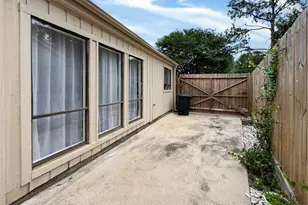 2358 Binley Dr, Houston, TX 77077 - Photo 36
