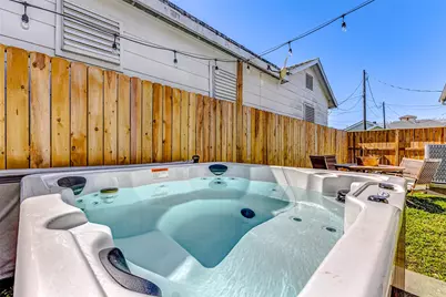 1602 40th Street, Galveston, TX 77550 - Photo 26