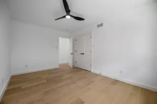 1818 Watercrest Dr, Houston, TX 77008 - Photo 24