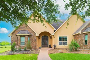 10863 Bourbon St, Willis, TX 77318 - Photo 12