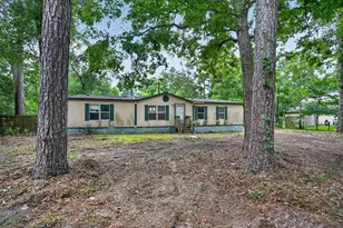 18265 Split Oak Cir, New Caney, TX 77357 - Photo 2