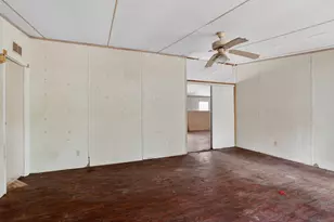 18265 Split Oak Cir, New Caney, TX 77357 - Photo 8